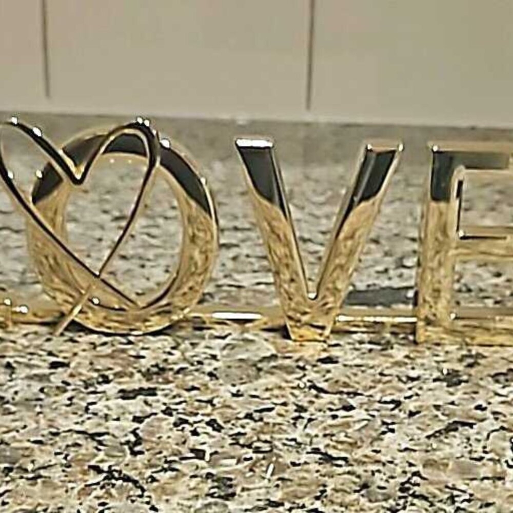 RARE" Victoria's Secret "LOVE" Sculpture Display. See Description For Details!